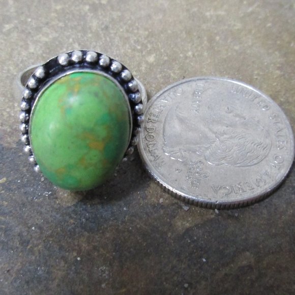 2045 Faux mohave turquoise ring Size 7 Has Flaw - Picture 1 of 4